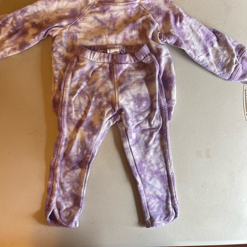 Purple tie-dye sweatsuit size 12m